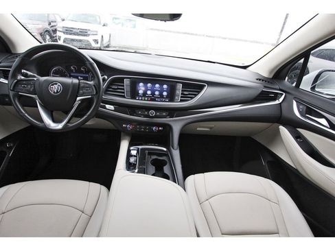 Used 2024 Buick Enclave Essence w/ Experience Buick Package image 9