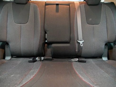 Used 2017 Chevrolet Equinox LT w/ Convenience Package image 20