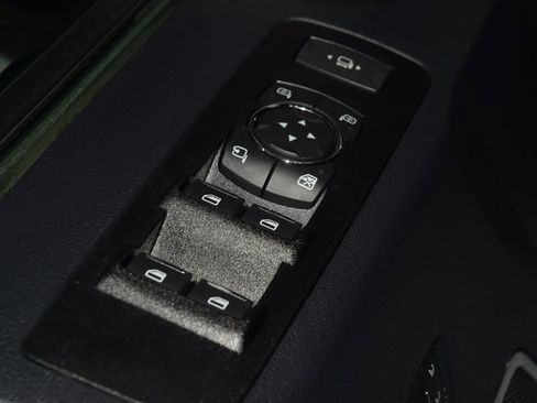 Used 2022 Ford F450 Platinum w/ FX4 Off-Road Package image 53