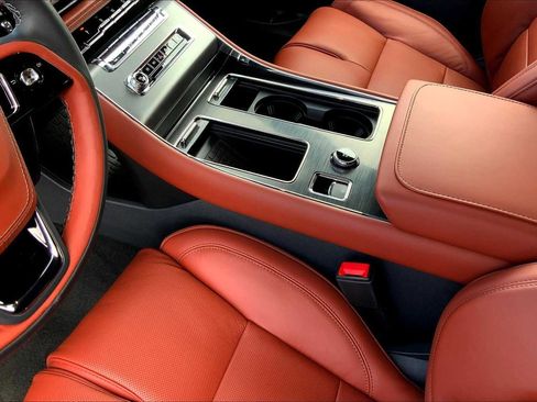 New 2025 Lincoln Aviator Reserve w/ Luxury Package image 7