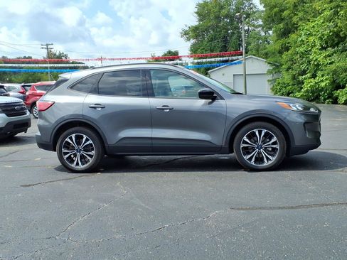 Certified 2021 Ford Escape SE w/ SE Sport Appearance Package AWD/4WD image 15