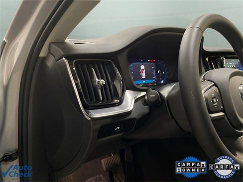 Used 2025 Volvo S60 B5 Core image 25
