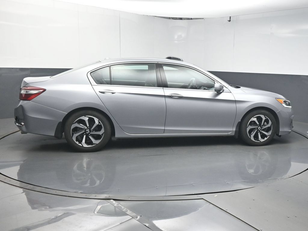 Used 2016 Honda Accord EX-L image 8