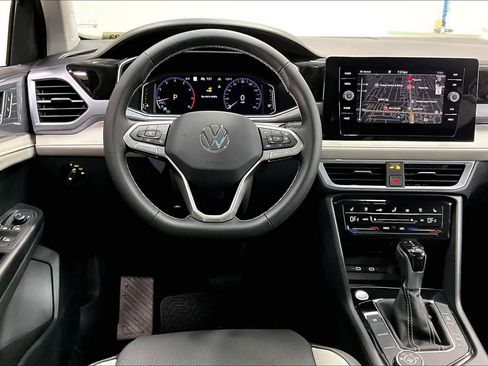 New 2026 Volkswagen Taos SEL image 15