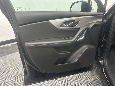 Used 2024 Chevrolet Blazer LT image 11
