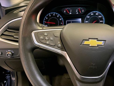 Used 2023 Chevrolet Malibu LT image 18