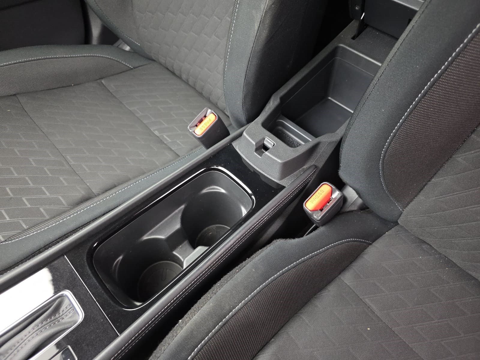 Used 2024 Nissan Kicks SV FWD image 35