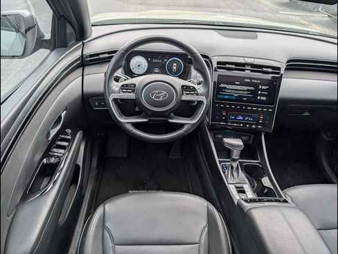 Used 2023 Hyundai Santa Cruz Limited image 9