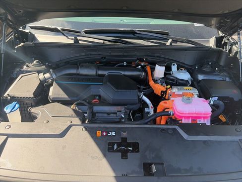 Used 2025 Hyundai Santa Fe SEL image 30