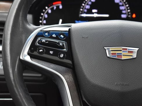 Used 2019 Cadillac XTS Luxury w/ Driver Awareness Package FWD image 15