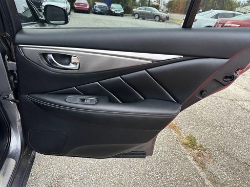 Used 2017 INFINITI Q50 Red Sport 400 image 26