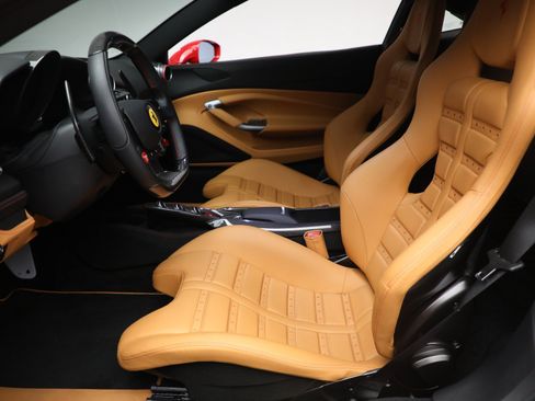 Certified 2020 Ferrari F8 Tributo RWD image 14