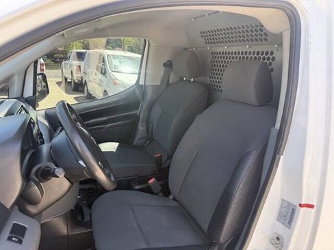 Used 2018 Nissan NV200 S FWD image 11