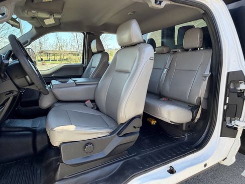 Used 2017 Ford F450 XL w/ XL Value Package image 14