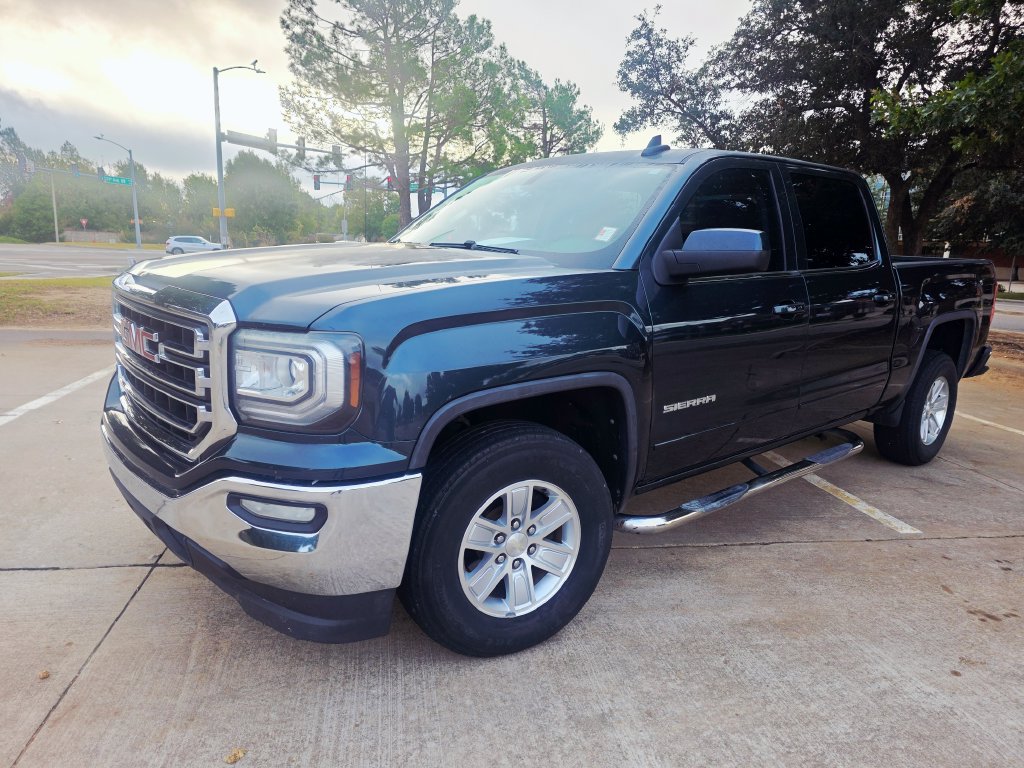 Used 2017 GMC Sierra 1500 SLE w/ SLE Value Package RWD image 2