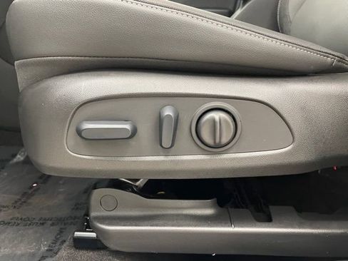 Used 2023 Chevrolet TrailBlazer ACTIV image 11