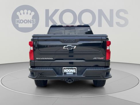 Used 2022 Chevrolet Silverado 1500 ZR2 w/ Technology Package AWD/4WD image 5