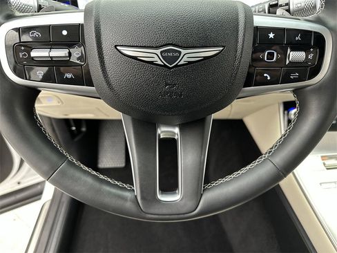 Used 2026 Genesis GV70 2.5T Advanced image 14