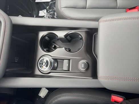 New 2026 Ford Explorer Active w/ Active Comfort Package image 24