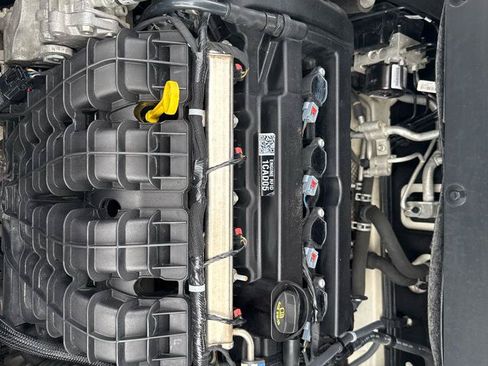 Used 2020 Dodge Journey Crossroad w/ Popular Equipment Group FWD image 27