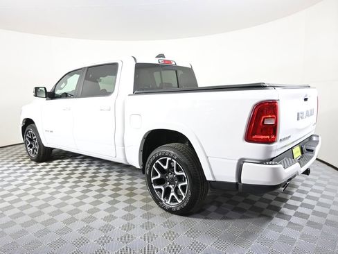 Used 2025 RAM 1500 Laramie AWD/4WD image 4