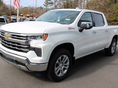 New 2025 Chevrolet Silverado 1500 LTZ image 3