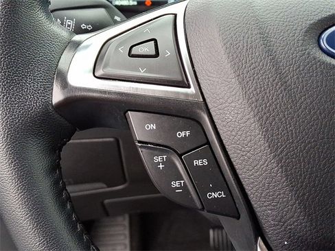 Used 2024 Ford Edge Titanium image 21