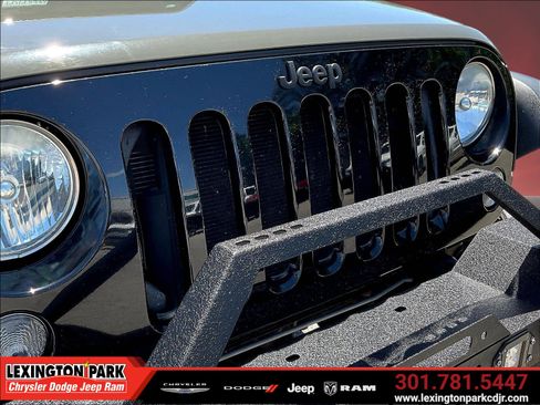 Used 2015 Jeep Wrangler Unlimited Sport AWD/4WD image 31