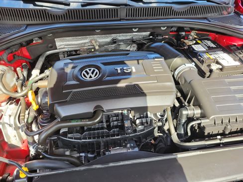 Used 2019 Volkswagen Jetta GLI image 25