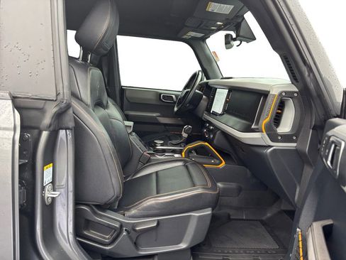 Used 2022 Ford Bronco Badlands image 22