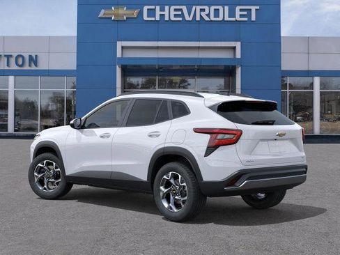 New 2026 Chevrolet Trax LT w/ Driver Confidence Package image 23