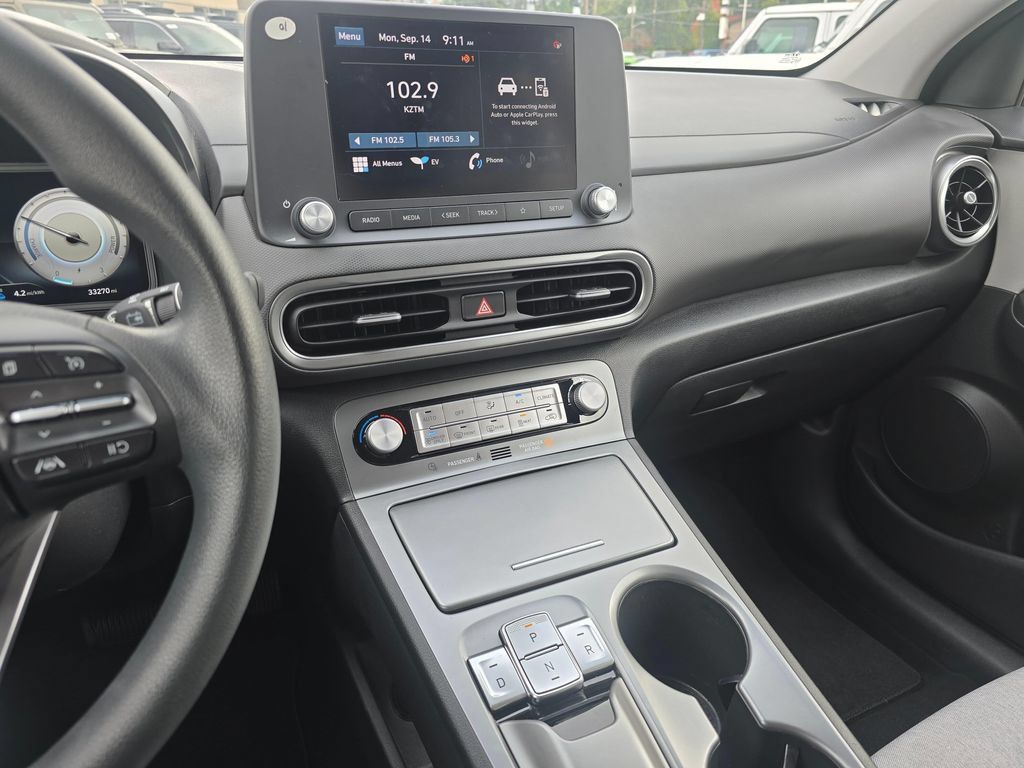 Used 2023 Hyundai Kona SE FWD image 22