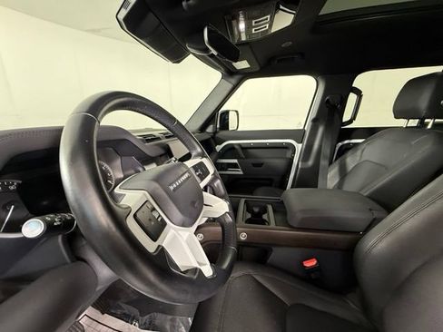 Used 2023 Land Rover Defender 110 S AWD/4WD image 15
