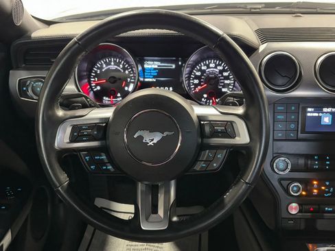 Used 2020 Ford Mustang GT RWD image 10
