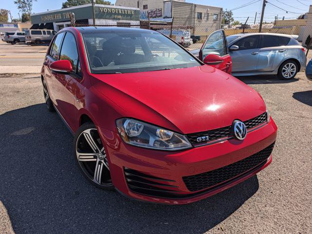 Used 2015 Volkswagen GTI SE FWD image 20