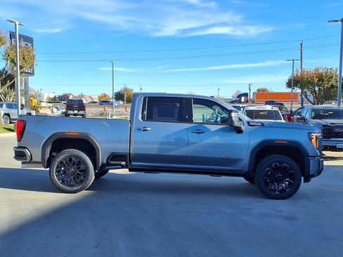 New 2026 GMC Sierra 2500 AT4 w/ AT4 Premium Plus Package image 2