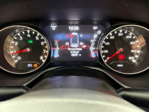 Used 2018 Jeep Compass Latitude w/ Popular Equipment Group image 14