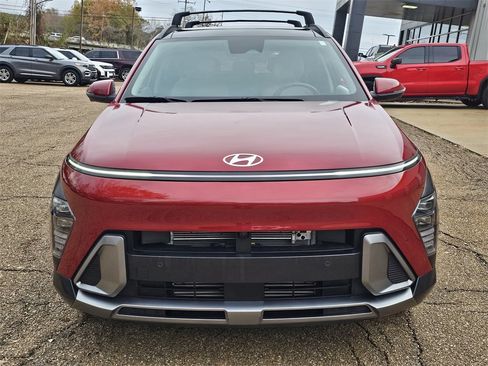Certified 2025 Hyundai Kona Limited image 2