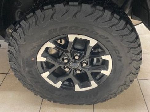 Used 2024 Jeep Wrangler Unlimited Rubicon 4xe AWD/4WD image 33