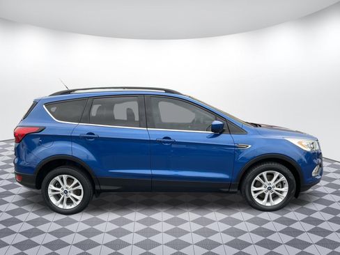 Used 2019 Ford Escape SEL AWD/4WD image 2