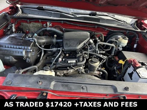 Used 2017 Toyota Tacoma SR image 11