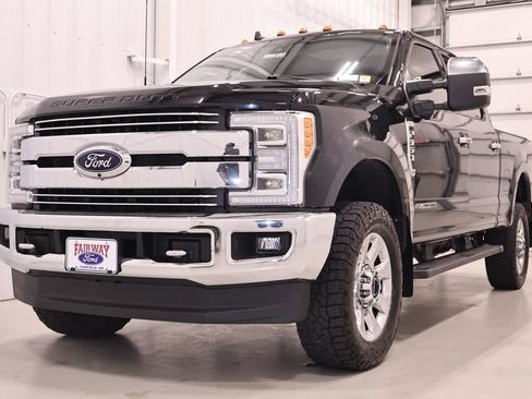 Certified 2019 Ford F350 Lariat w/ Lariat Ultimate Package AWD/4WD image 6