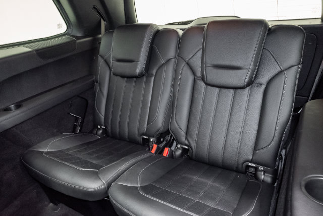 Used 2017 Mercedes-Benz GLS 450 4MATIC image 9