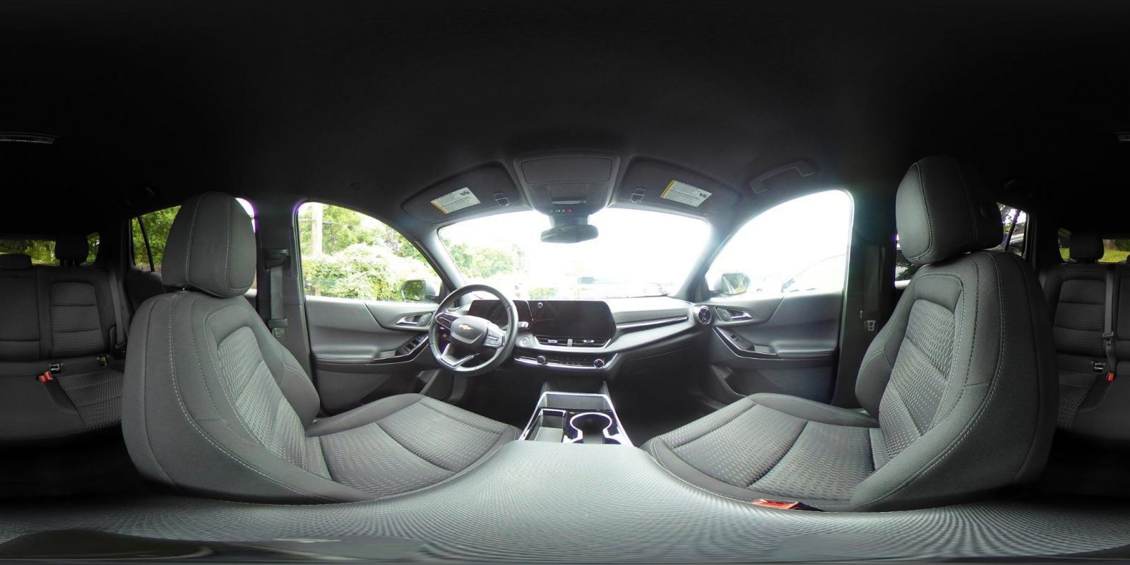 Used 2025 Chevrolet Trax LT FWD image 40