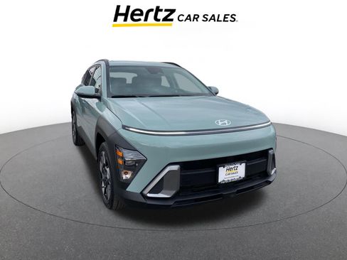 Used 2025 Hyundai Kona SEL image 1