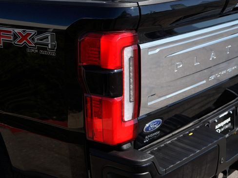 Used 2024 Ford F350 Platinum w/ FX4 Off-Road Package AWD/4WD image 2
