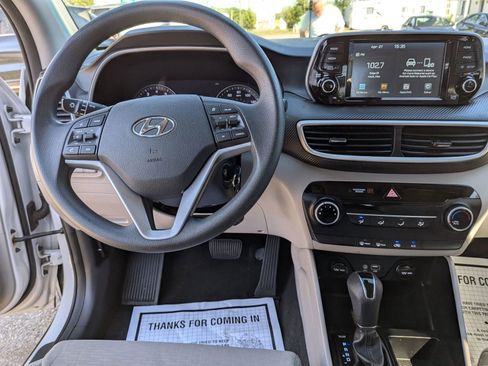 Used 2019 Hyundai Tucson SE AWD/4WD image 36