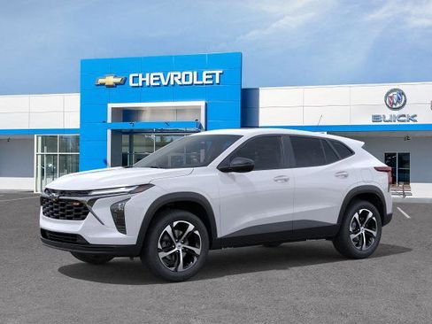 New 2026 Chevrolet Trax RS w/ Sunroof Package image 20