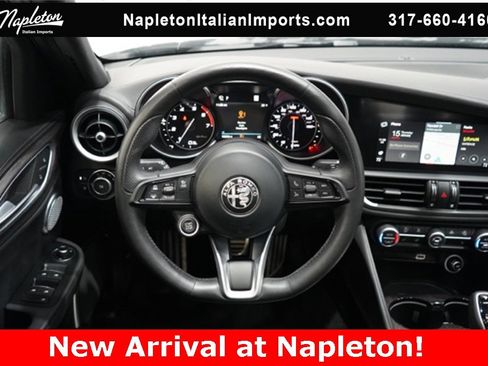 Used 2022 Alfa Romeo Giulia Ti image 12