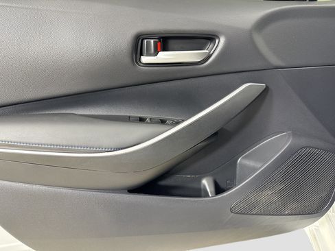Used 2022 Toyota Corolla SE w/ Carpet Mat Package (TMS) FWD image 17